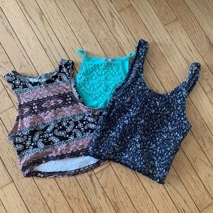 3 crop tops